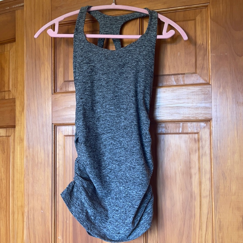 Beyond the bump black and gray workout tank top. Medium